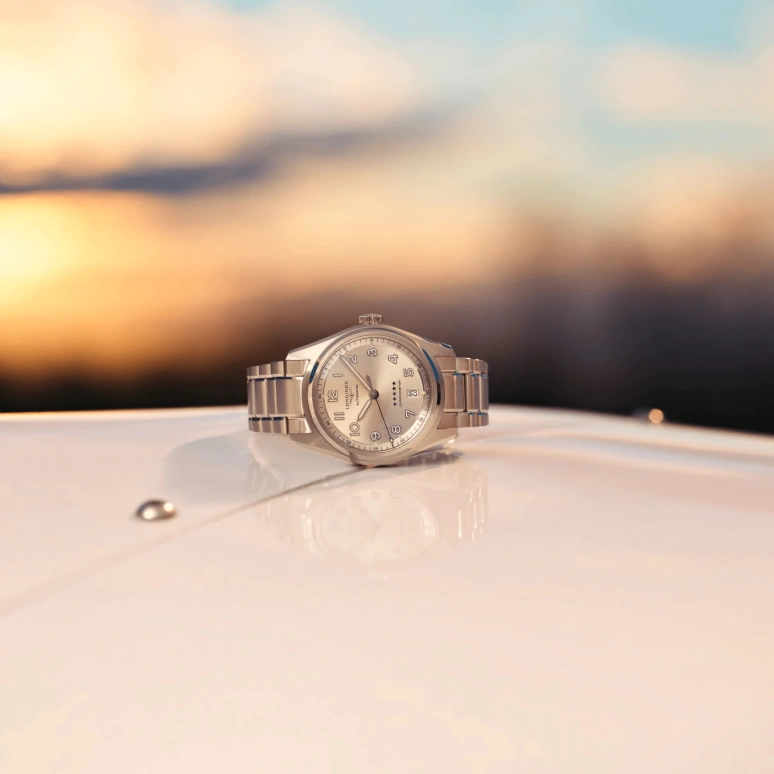 Longines,Spirit 37mm,37mm,Stainless Steel,Champagne,Automatic,Date,64hours,L3,L3.410.4.63.6
