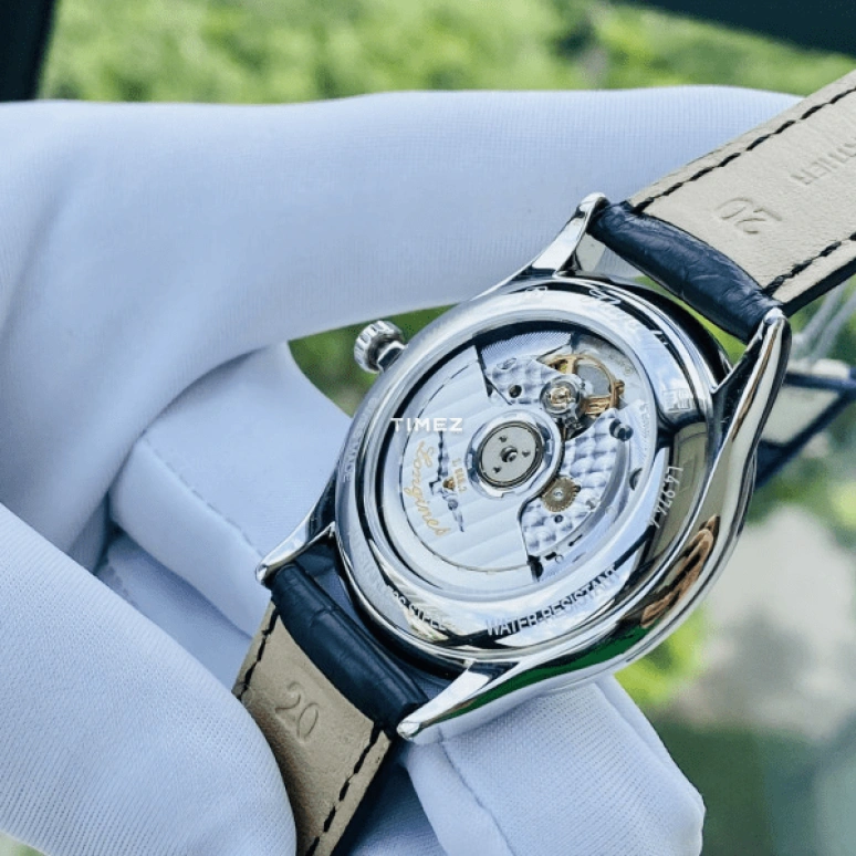 Longines,Flagship 38.50mm,38.50mm,Stainless Steel,Black,Automatic,Day,65hours,L4,L4.974.4.52.2