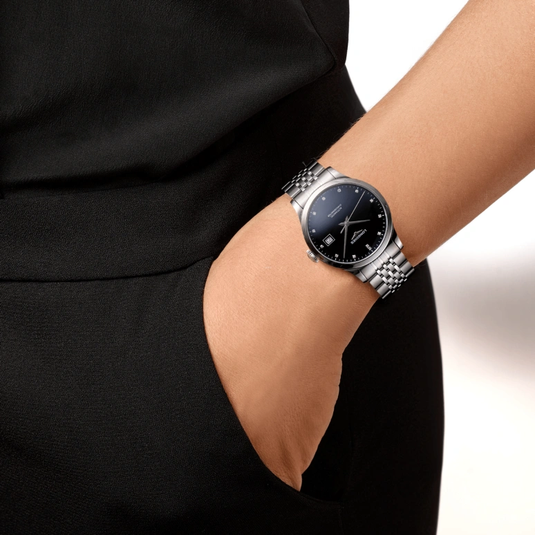 Longines,Record 38.50mm,38.50mm,Stainless Steel,Black,Automatic,Date,64hours,L2,L2.820.4.57.6