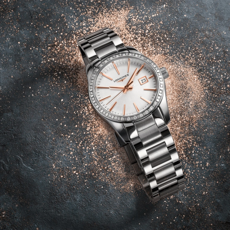 Longines,Conquest Classic 29.50mm,29.50mm,Stainless Steel,Silver,Quartz,Date,Jumping Minutes,L2,L2.286.0.72.6
