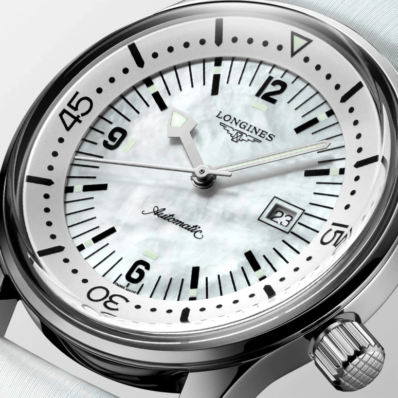Longines,Heritage Classic 36mm,36mm,Stainless Steel,White,Automatic,Date,40hours,L3,L3.374.4.80.0