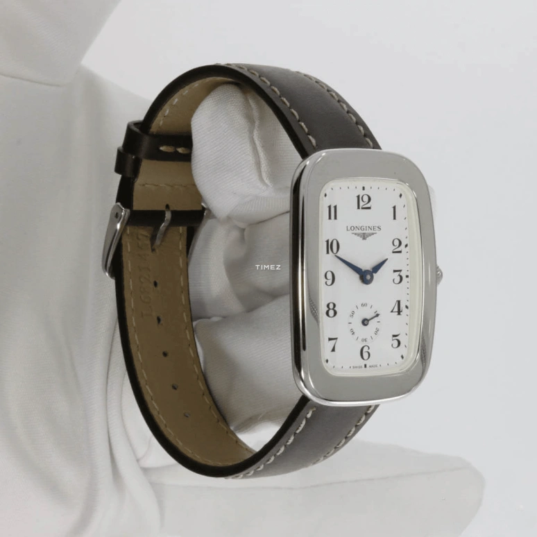 Longines,Equestrian 24.70x36mm,24.70x36mm,Stainless Steel,White,Quartz,In-house Caliber,Sapphire,Crystal Glass,L6,L6.142.4.13.2