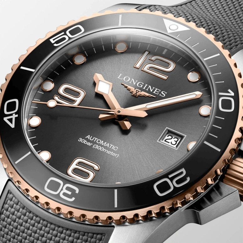 Longines,HydroConquest 43mm,43mm,Ceramic,Stainless Steel,Grey,Automatic,Date,64hours,L3,L3.782.3.78.9