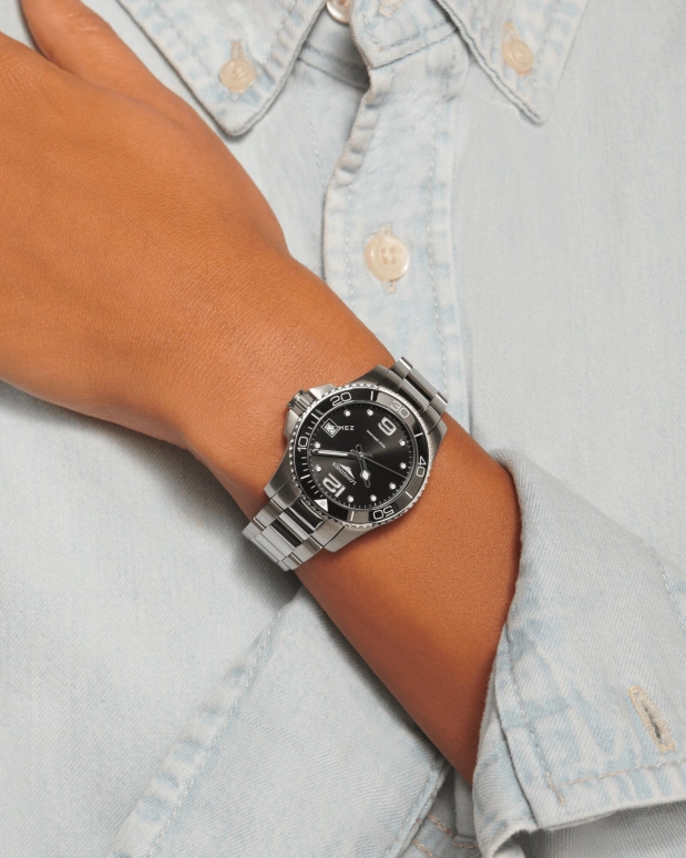 Longines,HydroConquest 32mm,32mm,Stainless Steel,Black,Quartz,Day,26280hours,L3,L3.370.4.56.6