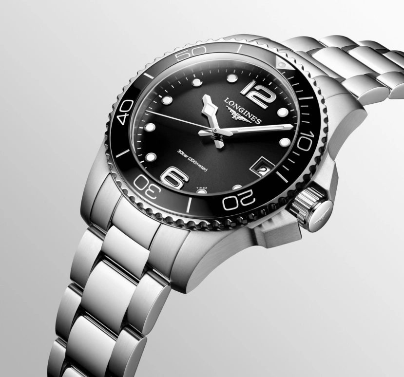 Longines,HydroConquest 32mm,32mm,Stainless Steel,Black,Quartz,Day,26280hours,L3,L3.370.4.56.6