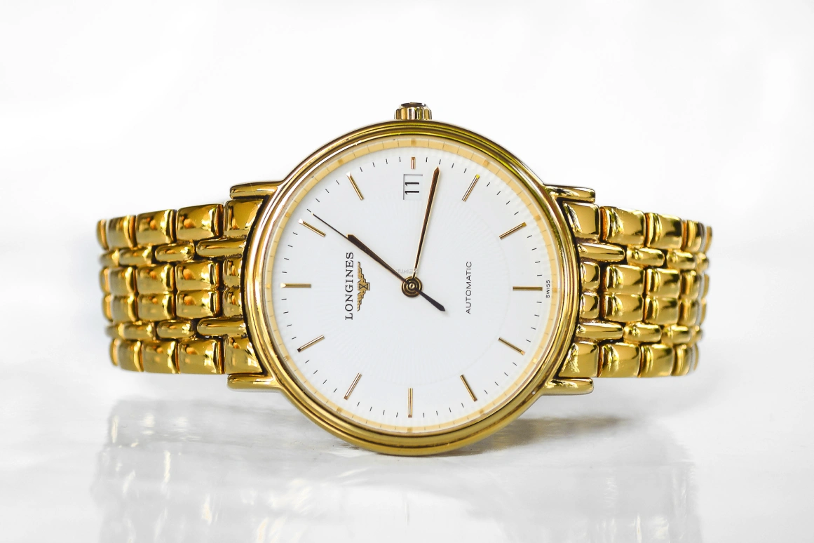 Longines,Presence 34.50mm,34.50mm,Stainless Steel,White,Automatic,Day,42hours,L4,L4.721.2.18.8