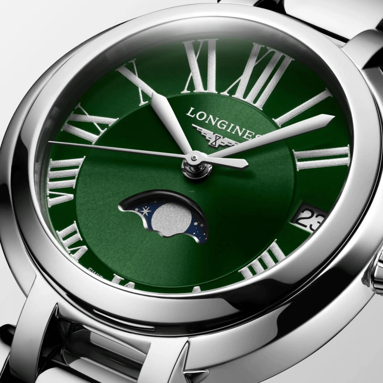 Longines,Elegant 30.50mm,30.50mm,Stainless Steel,Olive Green,Silver,Quartz,In-house Caliber,Sapphire,L8,L8.115.4.61.6