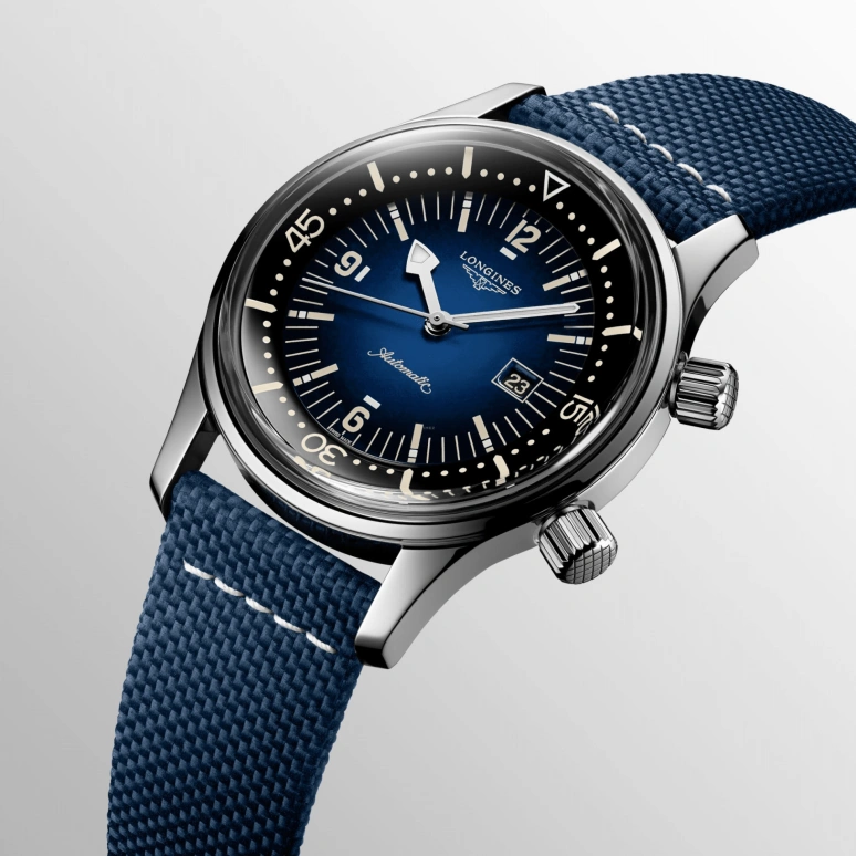 Longines,Heritage Classic 36mm,36mm,Stainless Steel,Blue,Automatic,Date,40hours,L3,L3.374.4.90.2