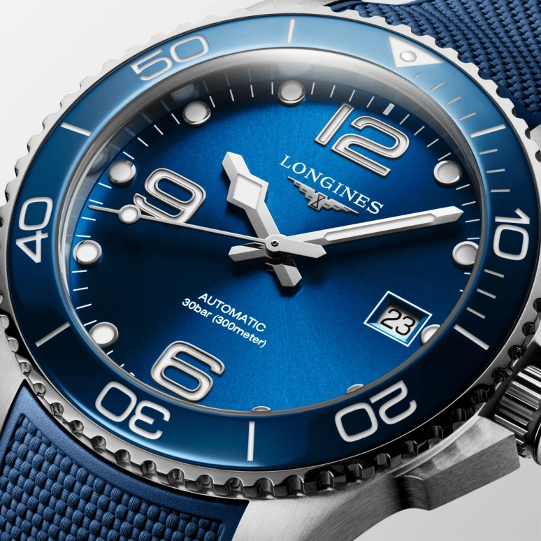 Longines,HydroConquest 39mm,39mm,Ceramic,Stainless Steel,Blue,Automatic,Date,64hours,L3,L3.780.4.96.9