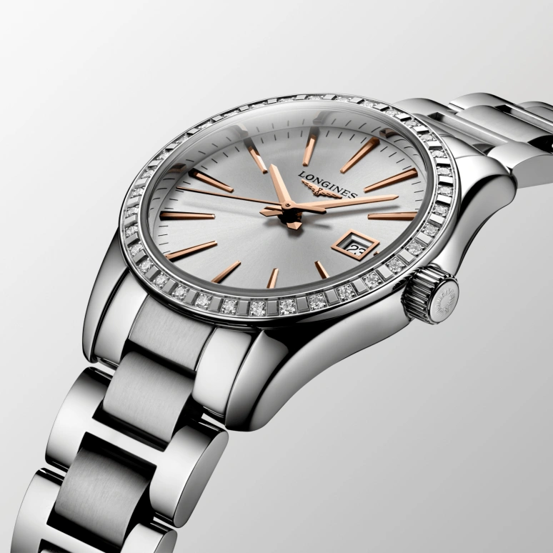 Longines,Conquest Classic 29.50mm,29.50mm,Stainless Steel,Silver,Quartz,Date,Jumping Minutes,L2,L2.286.0.72.6