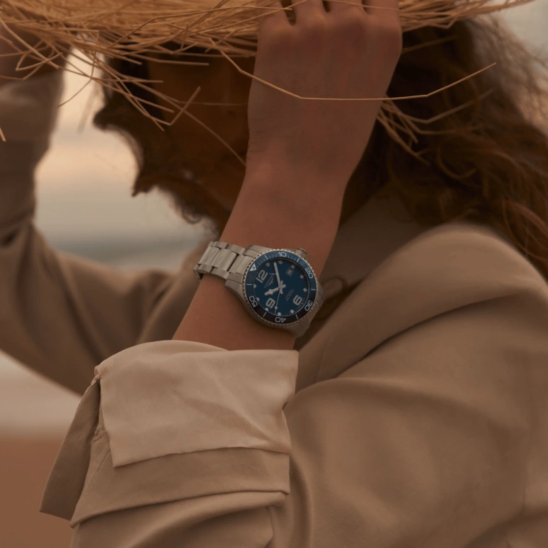 Longines,HydroConquest 39mm,39mm,Ceramic,Stainless Steel,Blue,Automatic,Date,64hours,L3,L3.780.4.96.6