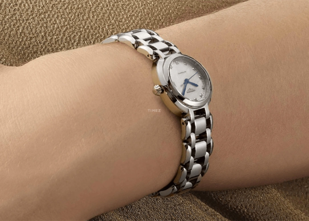 Longines,PrimaLuna 26.50mm,26.50mm,Stainless Steel,White,Automatic,Date,40hours,L8,L8.111.4.87.6