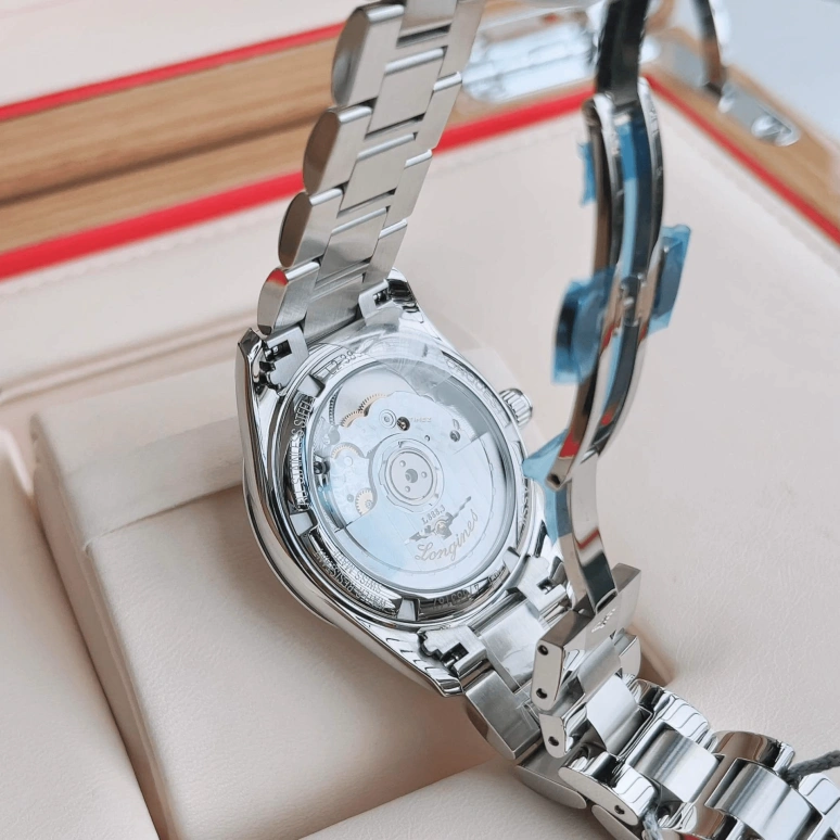Longines,Conquest Classic 34mm,34mm,Stainless Steel,White,Automatic,Day,65hours,L2,L2.385.4.87.6