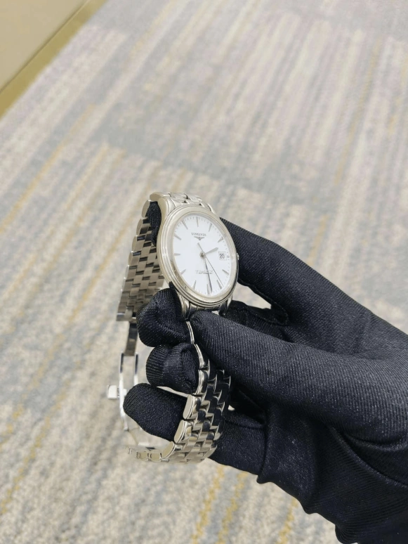 Longines,Flagship 35.60mm,35.60mm,Stainless Steel,White,Automatic,Day,42hours,L4,L4.774.4.18.6