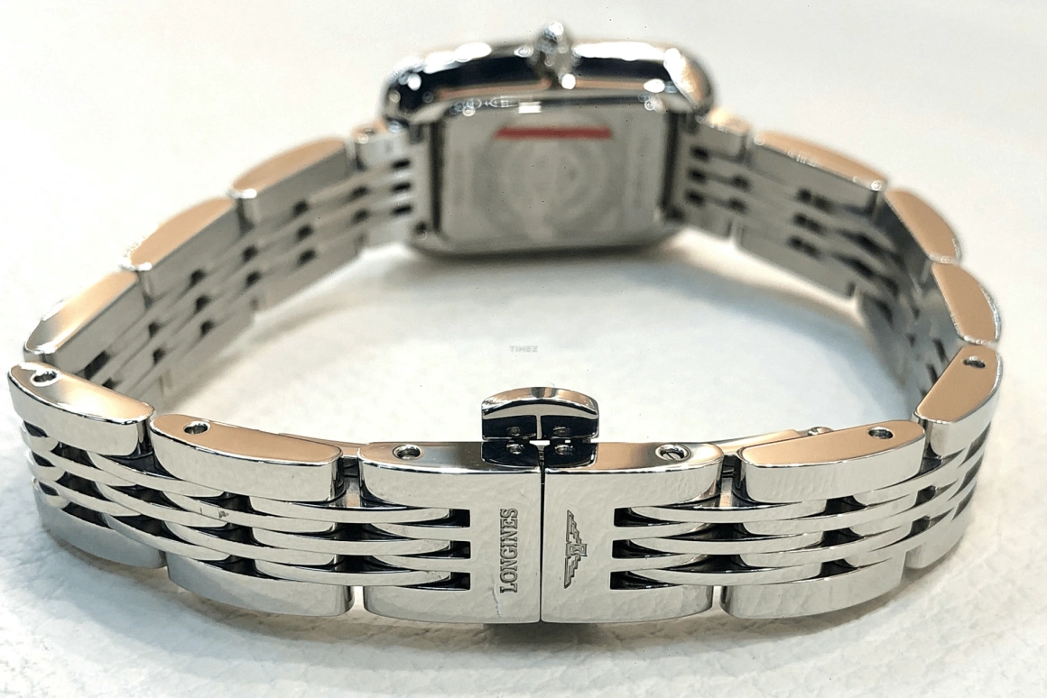 Longines,Equestrian 19.20x28mm,19.20x28mm,Stainless Steel,Black,Quartz,In-house Caliber,Sapphire,Crystal Glass,L6,L6.140.0.57.6