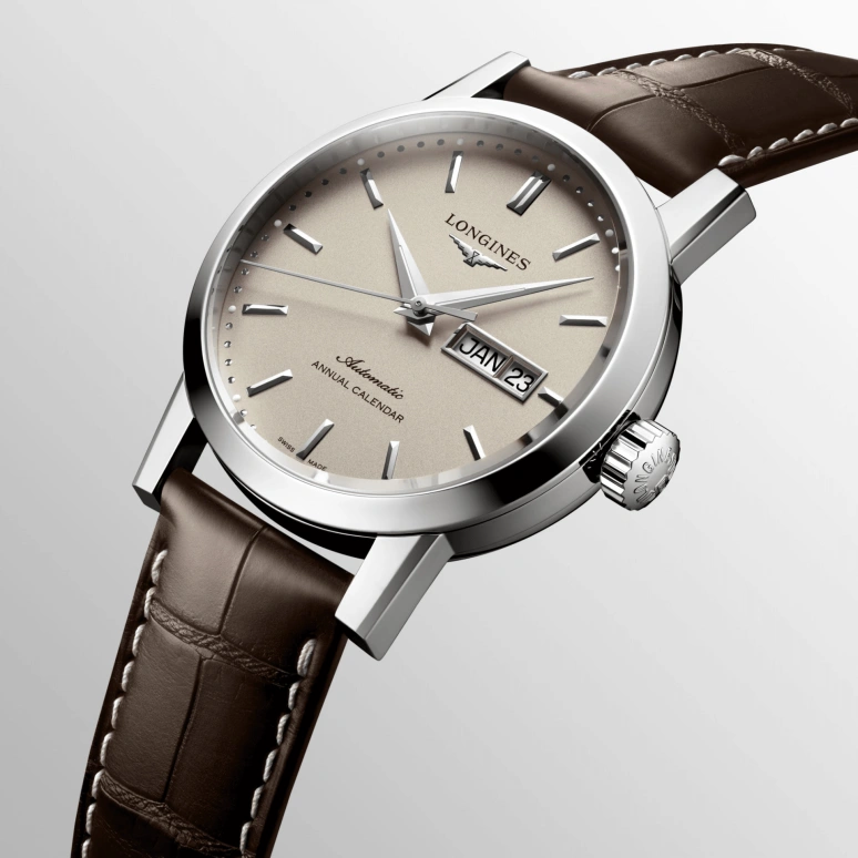 Longines,1832 40mm,40mm,Stainless Steel,Silver White,Automatic,Annual Calendar,Month,Day,L4,L4.827.4.92.2