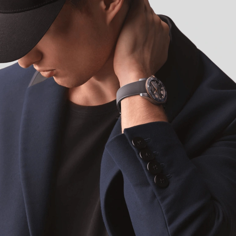 Longines,HydroConquest 41mm,41mm,Ceramic,Stainless Steel,Grey,Automatic,Date,64hours,L3,L3.781.3.78.9