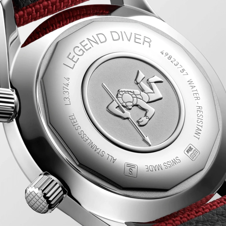 Longines,Heritage Classic 36mm,36mm,Stainless Steel,Red,Automatic,Date,40hours,L3,L3.374.4.40.2