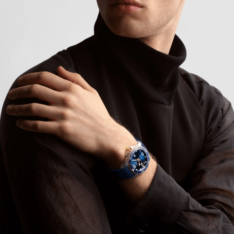 Longines,HydroConquest 43mm,43mm,Ceramic,Stainless Steel,Blue,Automatic,Date,64hours,L3,L3.782.3.96.9