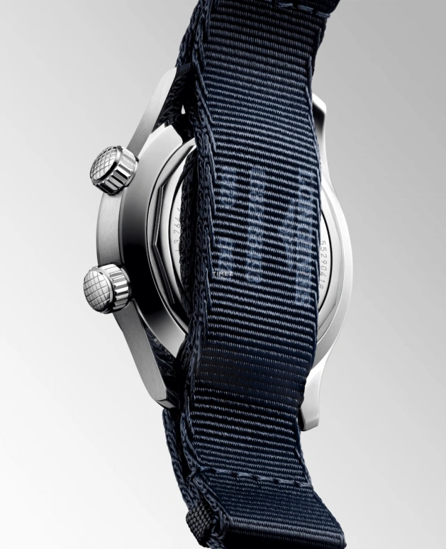 Longines,Legend Diver 39mm,39mm,Stainless Steel,Blue,Automatic,72hours,In-house Caliber,L3,L3.764.4.90.2 