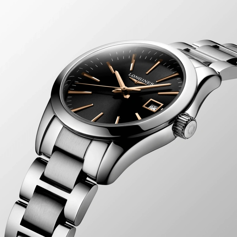 Longines,Conquest Classic 29.50mm,29.50mm,Stainless Steel,Black,Quartz,Date,Jumping Minutes,L2,L2.286.4.52.6