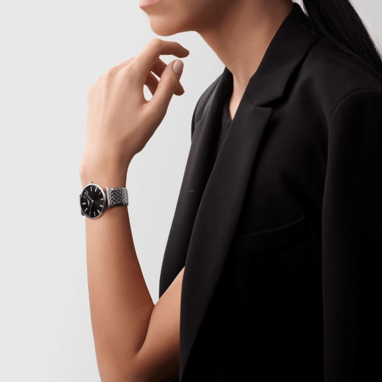 Longines,Elegant 38mm,38mm,Stainless Steel,Black,Quartz,In-house Caliber,Sapphire,L4,L4.866.4.51.6