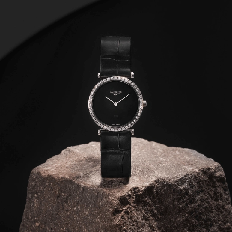 Longines,La Grande Classique 29mm,29mm,Stainless Steel,Black,Quartz,In-house Caliber,Sapphire,L4,L4.523.0.50.2