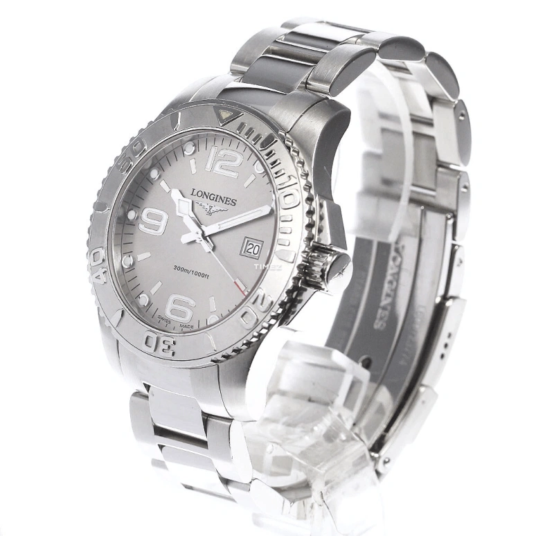 Longines,HydroConquest 39mm,39mm,Stainless Steel,Grey,Quartz,Day,26280hours,L3,L3.663.4.76.6