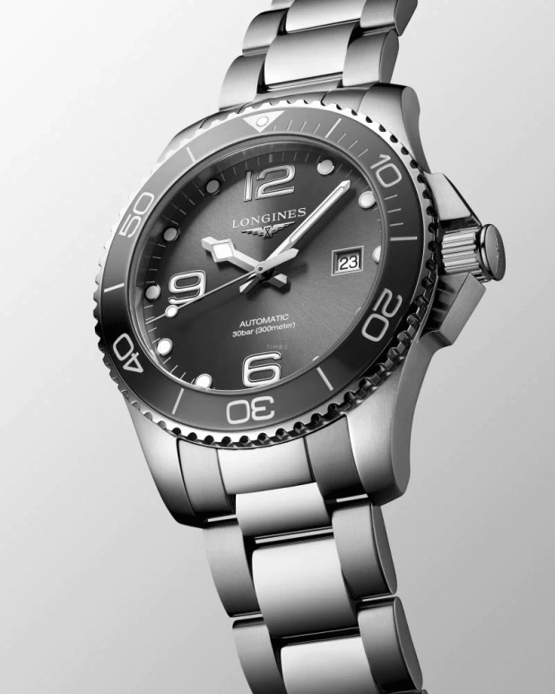 Longines,HydroConquest 43mm,43mm,Stainless Steel,Grey,Automatic,Date,65hours,L3,L3.782.4.76.6