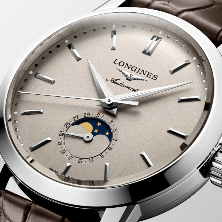 Longines,1832 40mm,40mm,Stainless Steel,Beige,Automatic,Moonphase,Date,L4,L4.826.4.92.2