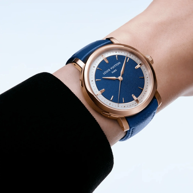 LOUIS VUITTON,ESCALE 39mm,39mm,Pink Gold,Dual,Blue,Silver,Automatic,50hours,In-house Caliber,W3PG21
