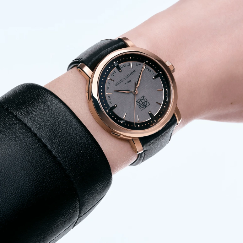 LOUIS VUITTON,ESCALE 39mm,39mm,Pink Gold,Grey,Black,Automatic,50hours,In-house Caliber,W3PG31