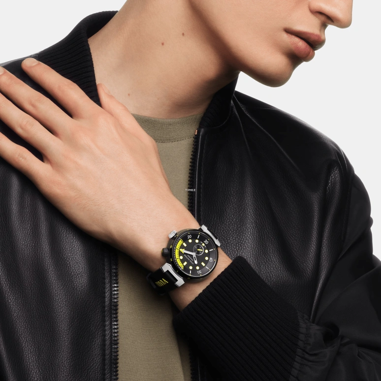 LOUIS VUITTON,Tambour Street Diver 44mm,44mm,Stainless Steel,Black,Automatic,Sapphire,Crystal Glass,Round,QA122A