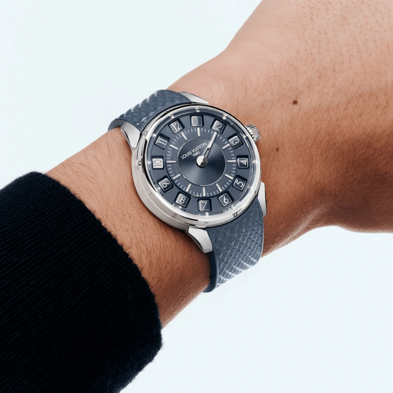 LOUIS VUITTON,Tambour Taiko Spin Time 39.50mm,39.50mm,White Gold,Blue,Automatic,45hours,In-house Caliber,W9WG62