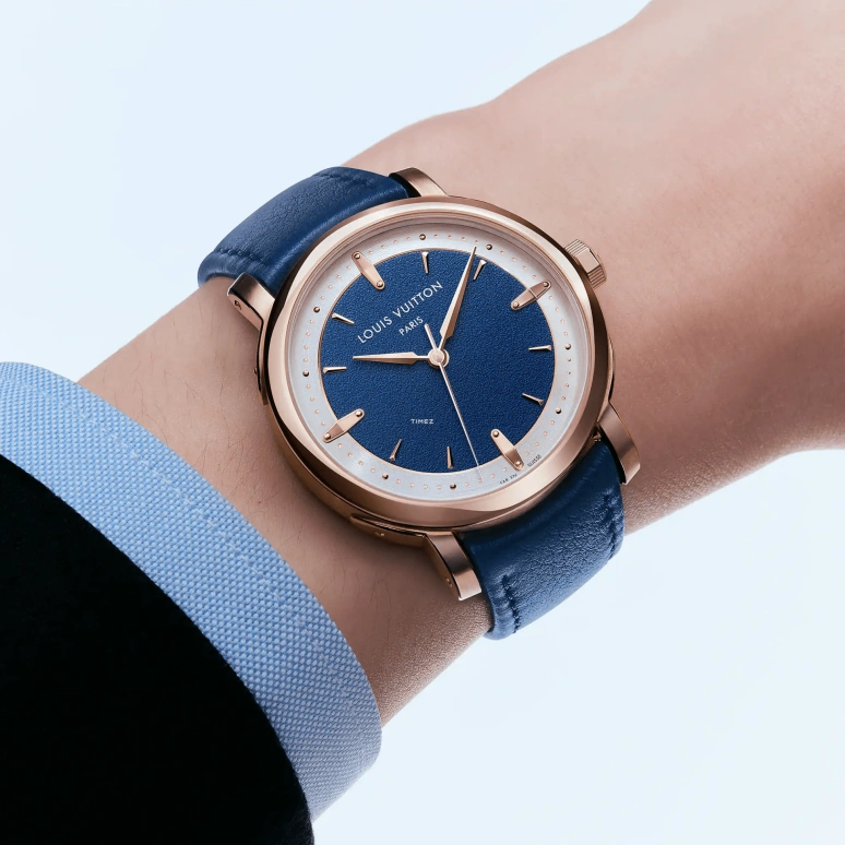 LOUIS VUITTON,ESCALE 39mm,39mm,Pink Gold,Dual,Blue,Silver,Automatic,50hours,In-house Caliber,W3PG21