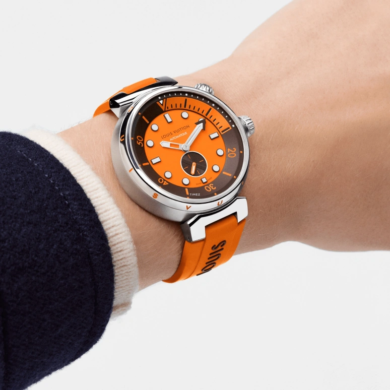 LOUIS VUITTON,Tambour Street Diver 44mm,44mm,Stainless Steel,Orange,Automatic,Sapphire,Crystal Glass,Round,QA172A