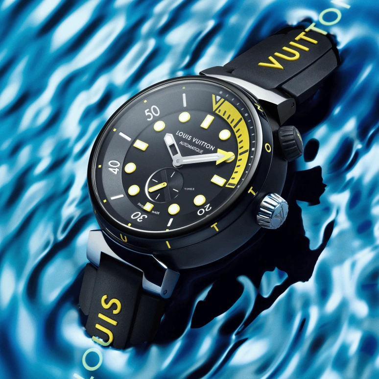 LOUIS VUITTON,Tambour Street Diver 44mm,44mm,Stainless Steel,Black,Automatic,Sapphire,Crystal Glass,Round,QA122A