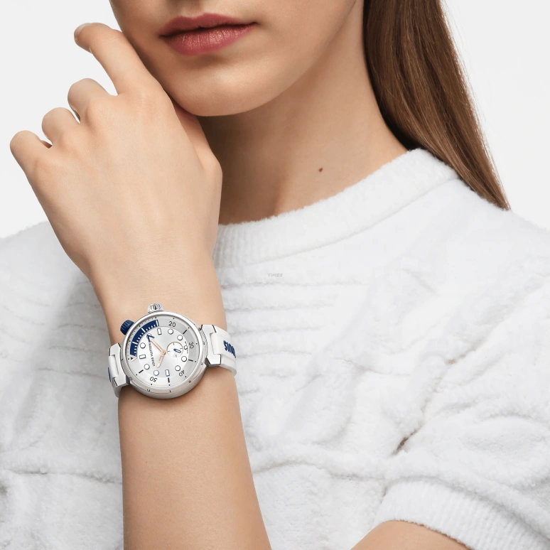 LOUIS VUITTON,Tambour Street Diver 39.50mm,39.50mm,Stainless Steel,Silver,Quartz,Sapphire,Crystal Glass,Round,QA124A