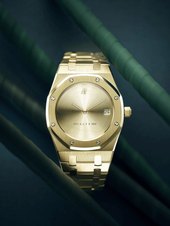 MAD Paris,Other 39mm,39mm,Yellow Gold,Gold,Automatic,Day,Sapphire,15202BA jumbo