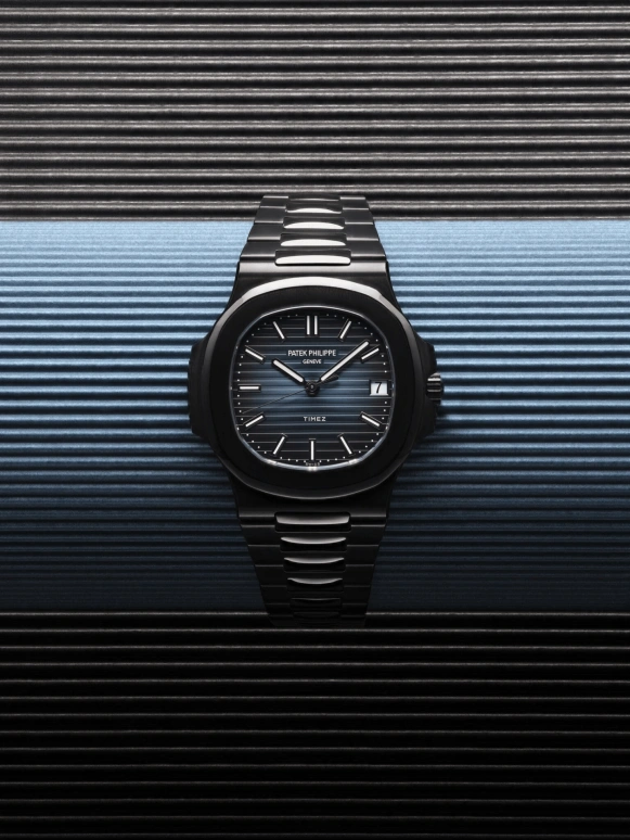 MAD Paris,Other 40.50mm,40.50mm,Stainless Steel,Blue,Black,Gradient,Automatic,Day,Sapphire,5711,5711/1A-010