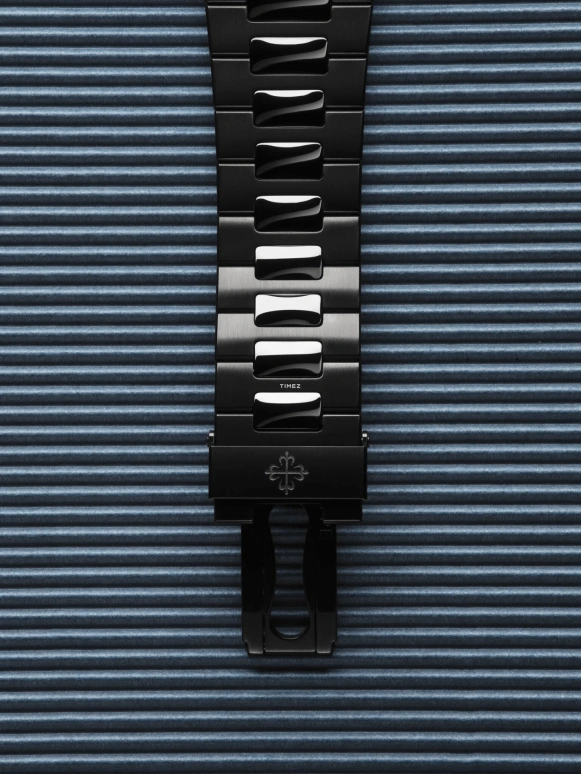 MAD Paris,Other 40.50mm,40.50mm,Stainless Steel,Blue,Black,Gradient,Automatic,Day,Sapphire,5711,5711/1A-010