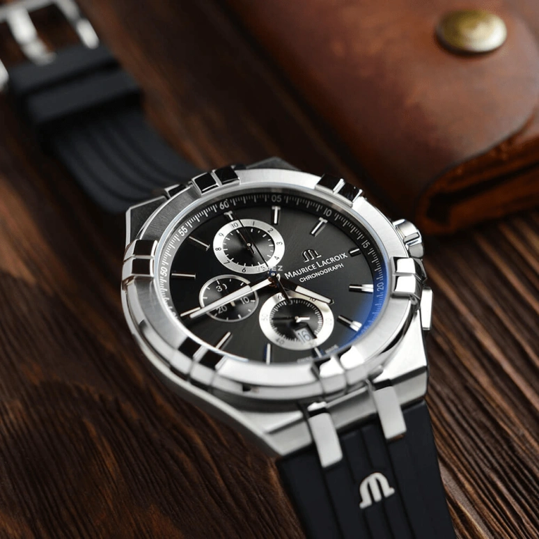 Maurice Lacroix,Aikon Quartz 44mm,44mm,Stainless Steel,Luminous,Black,Quartz,Chronograph,Day,AI1018,AI1018-SS001-330-2