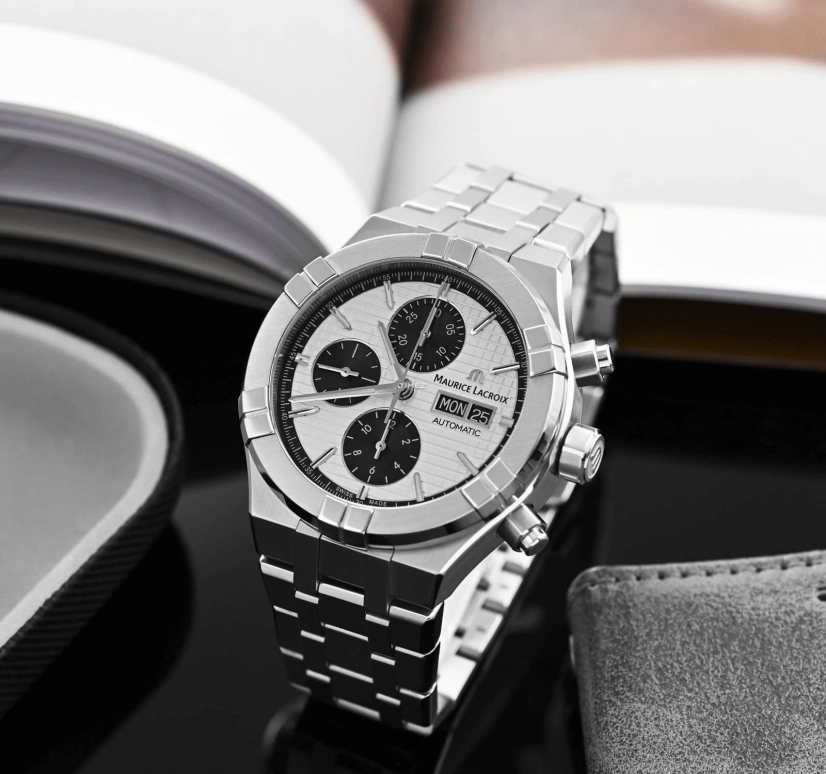 Maurice Lacroix,Aikon 44mm,44mm,Stainless Steel,White,Automatic,Chronograph,Date,Day,AI6038,AI6038-SS002-132-1