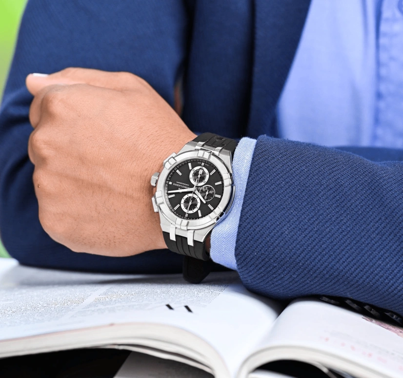 Maurice Lacroix,Aikon Quartz 44mm,44mm,Stainless Steel,Luminous,Black,Quartz,Chronograph,Day,AI1018,AI1018-SS001-330-2