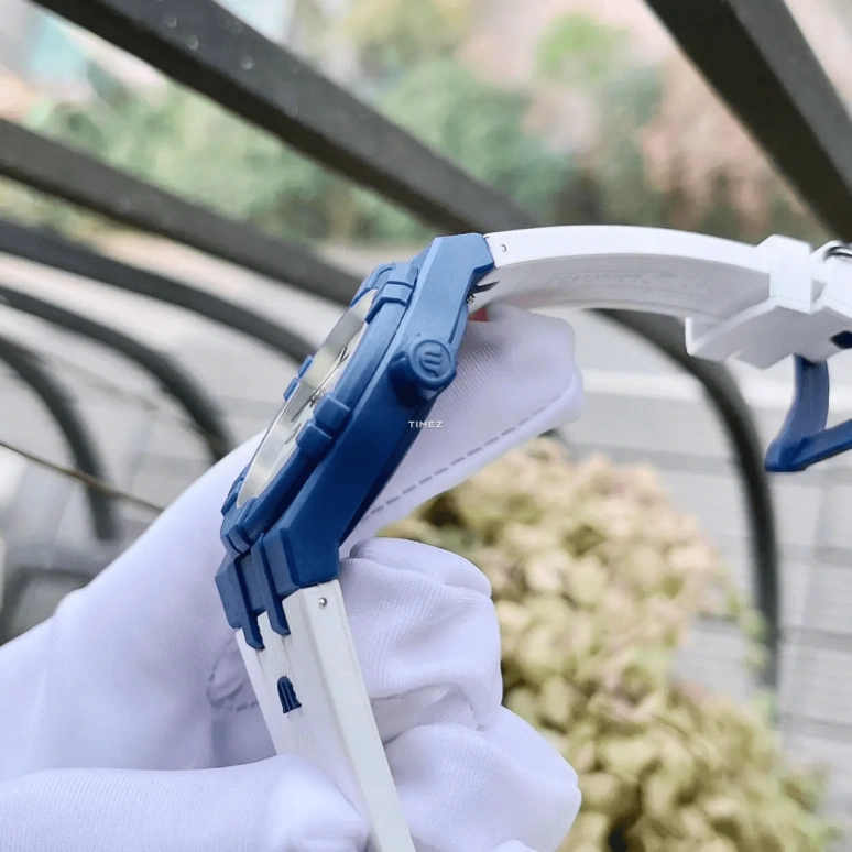 Maurice Lacroix,Aikon 40mm,40mm,Plastic,Recycling and reusing materials,White,Quartz,Day,Sapphire,Crystal Glass,AI2008,AI2008-BBB11-300-0