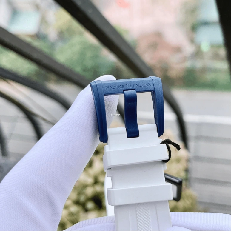Maurice Lacroix,Aikon 40mm,40mm,Plastic,Recycling and reusing materials,White,Quartz,Day,Sapphire,Crystal Glass,AI2008,AI2008-BBB11-300-0