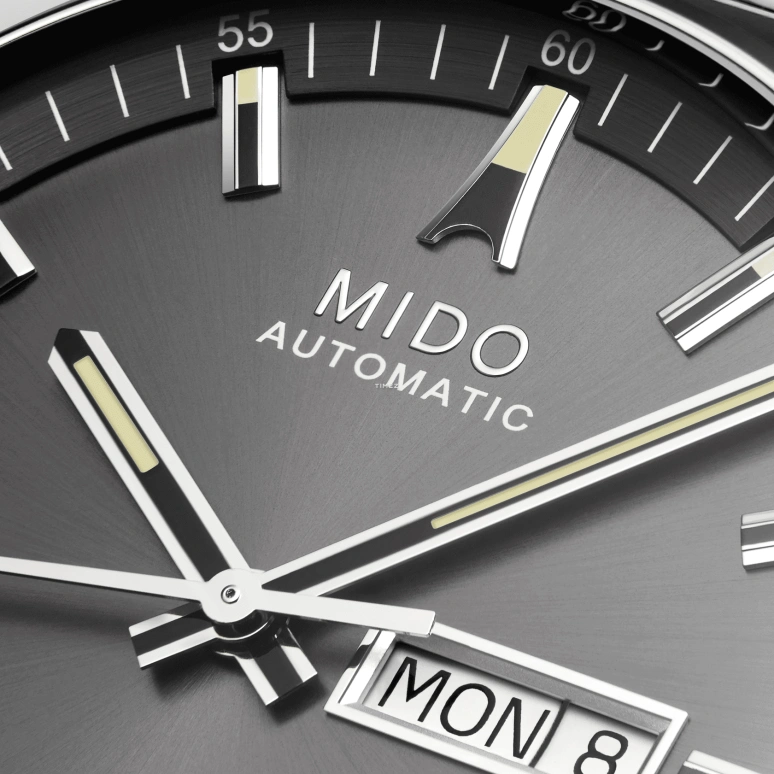 Mido,Commander 40mm,40mm,Stainless Steel,Smoky Coal,Coal Gray,Grey,Automatic,Date,Day,M021,M021.431.11.061.02