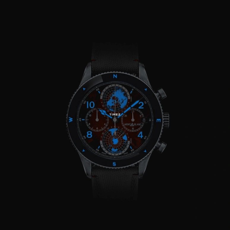 Montblanc,1858 44mm,44mm,Stainless Steel,Red,Automatic,Chronograph,Day,World Time,Day / Night Indication,Sapphire,Crystal Glass,Round,MB132303