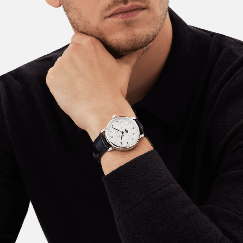 Montblanc,Star 42mm,42mm,Stainless Steel,Silver White,Automatic,Moonphase,Month,Date,Day,Round,Silver,MB118516