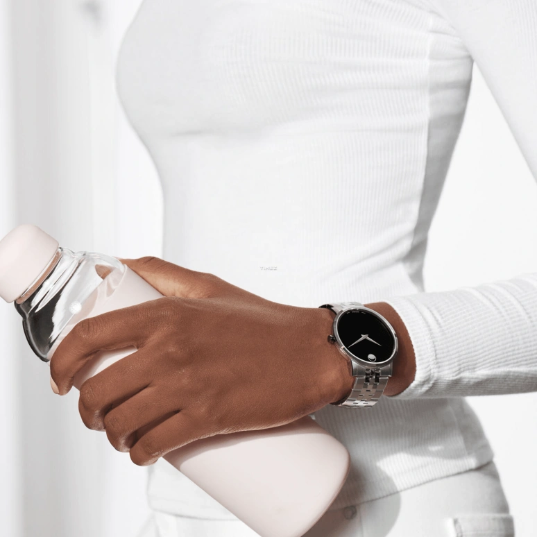 Movado,Museum Classic 40mm,40mm,Stainless Steel,Black,Quartz,Sapphire,Crystal Glass,Round,0607199